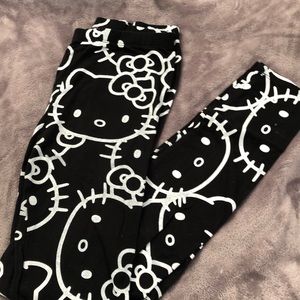 Hello Kitty Leggings 😸